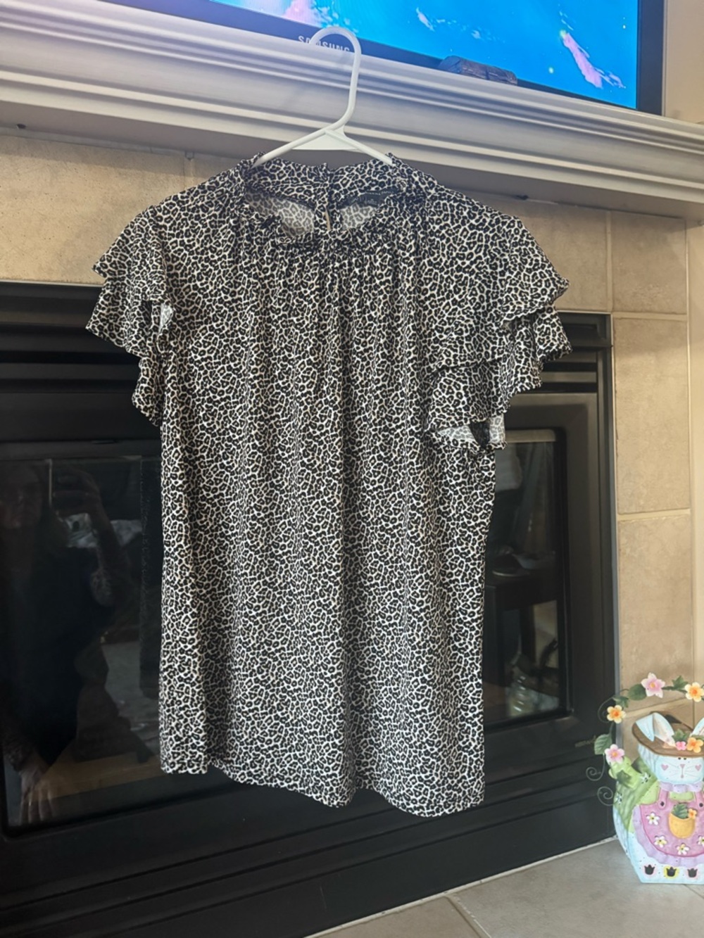 Adrianna Papell Black and White Leopard Print Ruffle Sleeve Blouse